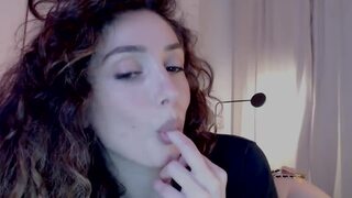 Cleopatra_sinns 2022-May-19 16:13 pm webcam show. Duration 00:27:17 - CamShows.tv