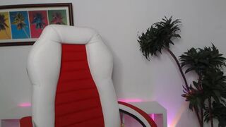 Oh_girl Jan 10, 2020 19:54 pm webcam show. Duration 00:54:00 - CamShows.tv