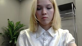 Donna_crellin 2020-May-28 webcam show. Duration 00:53:47 - CamShows.tv