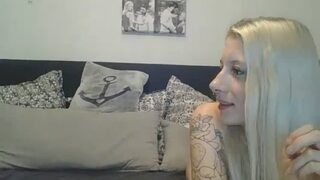 Blondbunni 2019-May-19 1:51 pm webcam show. Duration 00:39:53 - CamShows.tv