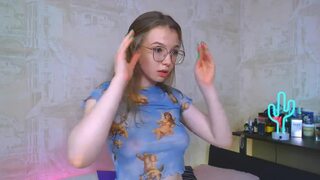 Nevermindgirlll 2020-May-28 webcam show. Duration 00:54:11 - CamShows.tv