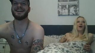 Blondbunni 2019-May-19 webcam show. Duration 00:25:38 - CamShows.tv