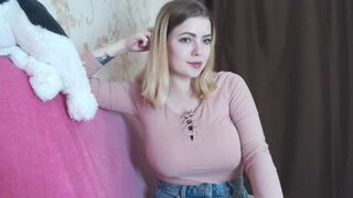 Blondiebetsy 2019-Aug-29 webcam show. Duration 01:04:30 - CamShows.tv