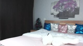 Littleeblonddee 2021-Jan-02 12:52 pm webcam show. Duration 00:26:57 - CamShows.tv