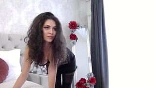 Alliesynn 2021-May-13 webcam show. Duration 02:32:54 - CamShows.tv