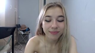 Little_pussy1 2020-Aug-29 webcam show. Duration 00:24:44 - CamShows.tv