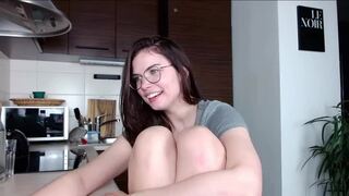 Naive_but_sexy 2021-Oct-14 webcam show. Duration 00:44:59 - CamShows.tv