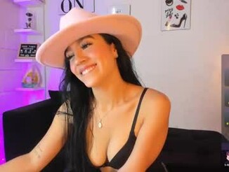 Victoria_adaams1