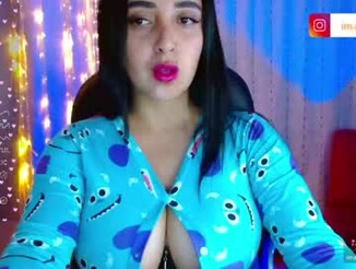 Anniehh_